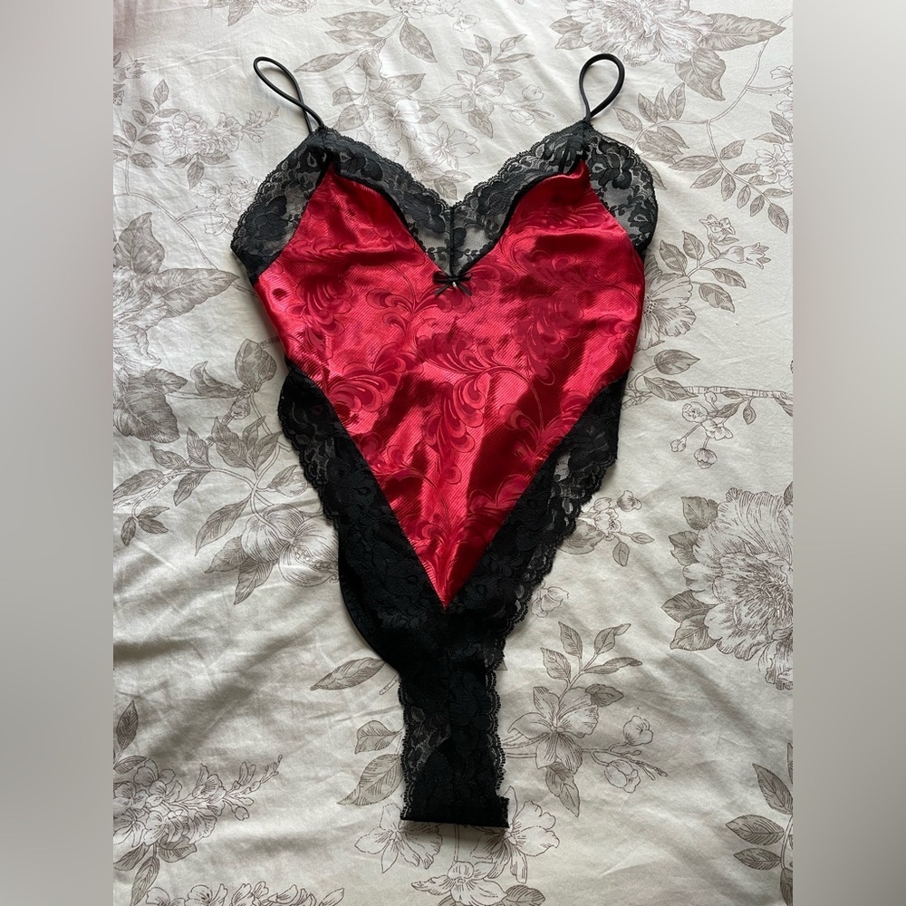 Vintage Red Black Jacquard Satin Lace Trim Teddy‎ Lingerie 90s Small Whimsigoth